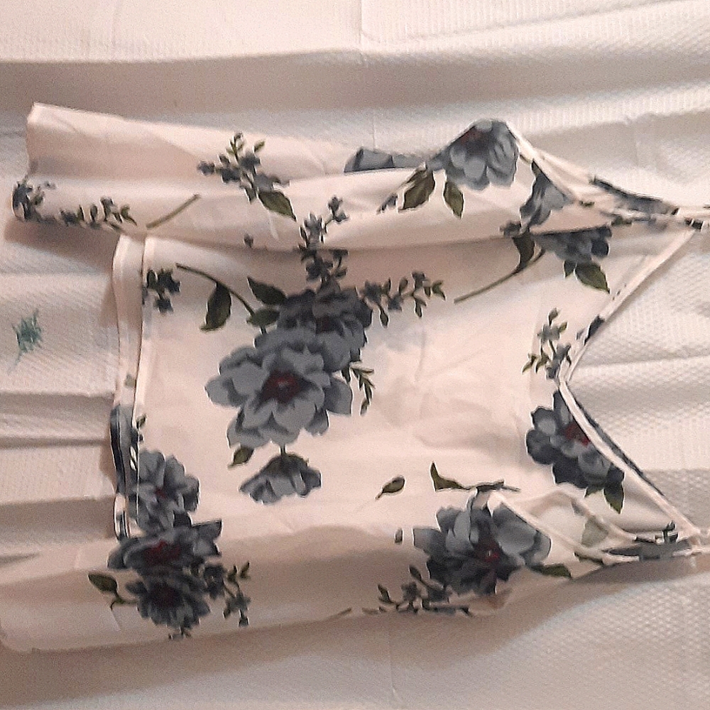 White floral Long sleeve blouse cold shoulder